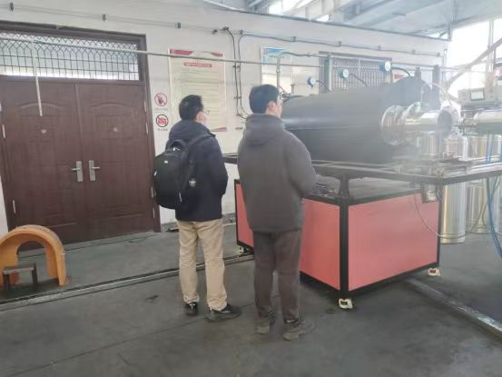 多家客戶參觀考察我公司研發(fā)定制的硅烷沉積爐！